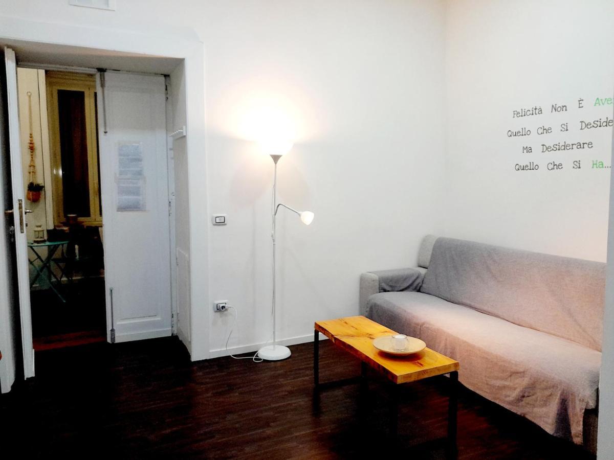 Piazza Carita' Centro Storico Apartment เนเปิลส์ ภายนอก รูปภาพ